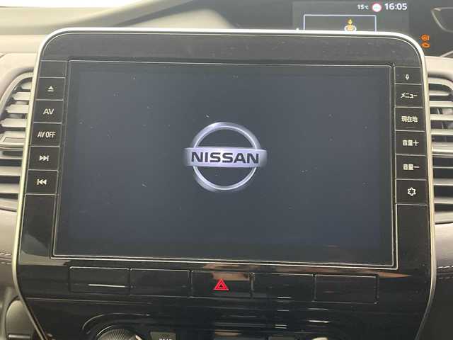 日産 セレナ ハイウェイスター V 愛媛県 2021(令3)年 3.7万km ブリリアントシルバー 純正10インチナビ/Bluetooth/フルセグ/USB/バックカメラ/プロパイロット/フリップダウンモニター/両側電動スライドドア/衝突被害軽減ブレーキ/レーンキープアシスト/前後コーナーセンサー/ブラインドスポットモニター/LEDヘッドライト/オートライト/ウォークスルー/プッシュスタート/電動格納ミラー/保証書