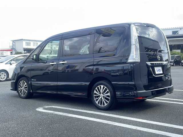 日産 セレナ ハイウェイスター Sハイブリッド 熊本県 2014(平26)年 6.2万km ダイヤモンドブラック (株)IDOMが運営する【じしゃロン熊本店】の自社ローン専用車両になります。/こちらは現金またはオートローンご利用時の価格です。自社ローンご希望の方は別途その旨お申付け下さい/純正ナビ（ＣＤ　ＤＶＤ　ＳＤ　ＴＶ　ＢＴ）　/バックカメラ　/アイドリングストップ　/両側パワースライドドア　/クルーズコントロール　/レーンキープアシスト　/ビルトインＥＴＣ　/Ｗエアバッグ　/プッシュスタート/フリップダウンモニター