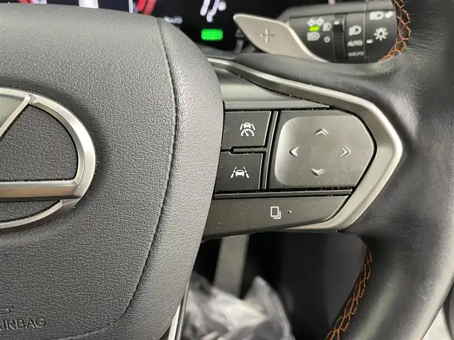 レクサス ＮＸ 350h バージョンL 埼玉県 2023(令5)年 1.5万km ソニッククォーツ サンルーフ　マークレビンソン　アラウンドビューモニター　ＢＳＭ　ヘッドアップディスプレイ　デジタルインナーミラー　純正ナビ　電動リアゲート　温シート　冷シート　１００Ｖ電源 電動格納シート ETC