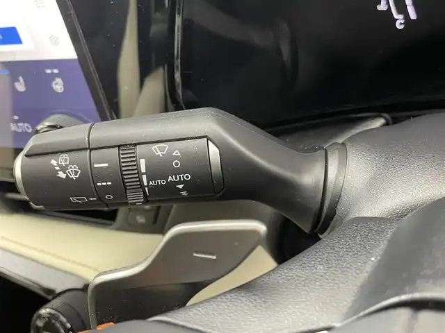 レクサス ＮＸ 350h バージョンL 埼玉県 2023(令5)年 1.5万km ソニッククォーツ サンルーフ　マークレビンソン　アラウンドビューモニター　ＢＳＭ　ヘッドアップディスプレイ　デジタルインナーミラー　純正ナビ　電動リアゲート　温シート　冷シート　１００Ｖ電源 電動格納シート ETC