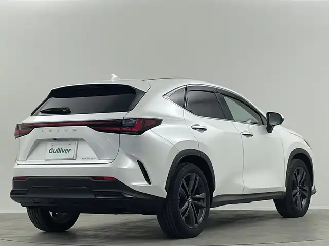 レクサス ＮＸ 350h バージョンL 埼玉県 2023(令5)年 1.5万km ソニッククォーツ サンルーフ　マークレビンソン　アラウンドビューモニター　ＢＳＭ　ヘッドアップディスプレイ　デジタルインナーミラー　純正ナビ　電動リアゲート　温シート　冷シート　１００Ｖ電源 電動格納シート ETC