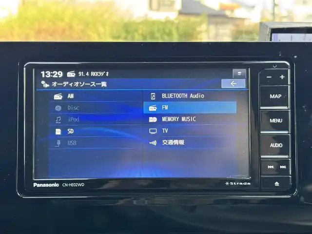 トヨタ プリウス X 熊本県 2024(令6)年 1.2万km シルバーメタリック ワンオーナー/モデリスタ17インチAW/社外ナビ(CN-HE02WD)/【フルセグTV/Bluetooth/CD/DVD】/バックカメラ/デジタルインナーミラー/ドライブレコーダー/コーナーセンサー/レーダークルーズコントロール/レーンキープアシスト/ブレーキホールド/LEDオートライト/ウィンカーミラー/プッシュスタート/ステアリングスイッチ/純正フロアマット/純正ドアバイザー/横滑り防止/盗難防止装置/保証書/取扱説明書