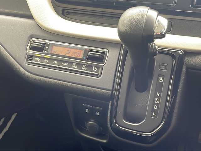 スズキ ソリオ HV MZ 沖縄県 2021(令3)年 1.7万km ピュアホワイトP 純正9インチナビ　/フルセグＴＶ　/DVD/Ｂｌｕｅｔｏｏｔｈ　/ＵＳＢ入力端子　/ＥＴＣ　/全方位モニター　/両側パワースライドドア　/クルーズコントロール　/シートヒーター　/オートライト　/ＬＥＤヘッドライト/電格ミラー　/コーナーセンサー　/スマートキー/プッシュスタート/純正フロアマット/純正15インチアルミホイール