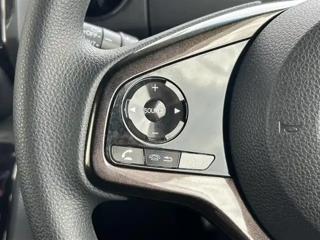 ホンダ Ｎ ＢＯＸ カスタム G EX ホンダセンシング 静岡県 2019(令1)年 1.9万km プラチナホワイトパール ホンダセンシング/・衝突軽減ブレーキ/・誤発進抑制機能/・アダクティブクルーズコントロール/・歩行者事故低減ステアリング/・先行車発進お知らせ機能/・車線維持支援システム/・オートハイビーム/・標識認識機能/・路外逸脱抑制機能/純正SDナビ/（FM/AM/CD/DVD/Bluetooth）/プッシュスタート/片側電動スライドドア/バックカメラ/オートライト/オートハイビーム/ビルトインETC/純正14AW/LEDヘッドライト/ウィンカーミラー/電動格納ミラー