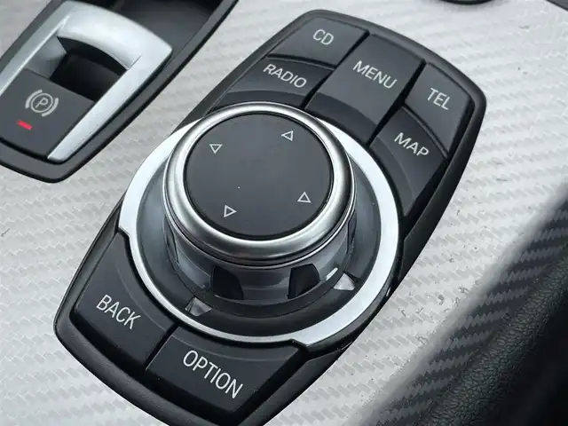 ＢＭＷ Ｚ４ sDrive20i 静岡県 2012(平24)年 1.8万km 黒 電動オープン/レッドレザー/Mスポーツパッケージ/・Mスポーツエアサスペンション/・スポーツレザーステアリングホイール/・アンソラジットルーフライニング/・Mライトアロイホイールスタースポークスタイリング/・スポーツシート/・アルミニウムカーボンインテリアトリム/・ドアシルプレート/・Mフットレスト/シートヒーター/純正ナビ/(FM/AM/AUX/CD/DVD)/ESC/HIDライト/純正18インチアルミホイール/純正フロアマット/オートライト/ETC/保証書/取扱説明書