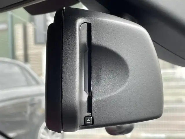 ＢＭＷ Ｚ４ sDrive20i 静岡県 2012(平24)年 1.8万km 黒 電動オープン/レッドレザー/Mスポーツパッケージ/・Mスポーツエアサスペンション/・スポーツレザーステアリングホイール/・アンソラジットルーフライニング/・Mライトアロイホイールスタースポークスタイリング/・スポーツシート/・アルミニウムカーボンインテリアトリム/・ドアシルプレート/・Mフットレスト/シートヒーター/純正ナビ/(FM/AM/AUX/CD/DVD)/ESC/HIDライト/純正18インチアルミホイール/純正フロアマット/オートライト/ETC/保証書/取扱説明書