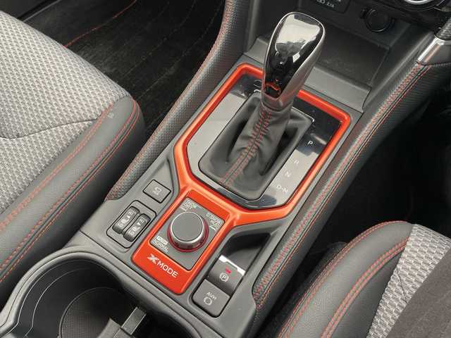 スバル フォレスター X－ブレイク 愛知県 2018(平30)年 5.6万km クリスタルホワイトP アイサイト/SDナビ/レーダークルーズコントロール/シートヒーター/バックカメラ/コーナーセンサー/純正アルミホイール/ルーフレール/４WD/LEDヘッドライト/パドルシフト/ステアリングヒーター/レーンキープアシスト/衝突軽減システム/フルセグ/CD DVD/Bluetooth/ステアリングスイッチ/スマートキー/プッシュスタート