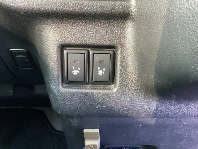 スズキ スペーシア ギア HYBRID XZ 奈良県 2022(令4)年 4.5万km オフブルーメタリック/ガンメタリック2トーンルーフ 純正８インチメモリーナビ(フルセグ・DVD・BT)/クルーズコントロール/プッシュスタート/ビルトインETC/スマートキー２個/シートヒーター/両側パワースライドドア/純正１４インチアルミ