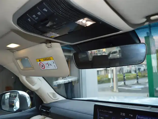 トヨタ ランドクルーザー ZX 栃木県 2024(令6)年 1.4万km プレシャスホワイトパール ワンオーナー/ディーラー点検記録簿/[R7]/Toyota Safety Sense/[プリクラッシュセーフティ/レーントレーシングアシスト/レーンディパーチャーアラート/オートマチックハイビーム/アダプティブハイビームシステム/ロードサインアシスト/先行車発進告知機能/プロアクティブドライビングシステム/ドライバー異常時対応システム]/レーダークルーズコントロール/ブラインドスポットモニター/ヘッドアップディスプレイ/パノラミックビューモニター/JBLプレミアムサウンドシステム/クリアランスソナー/ムーンルーフ/フルタイム4WD/マルチテレインセレクト/クロールコントロール/ダウンヒルアシストコントロール/リアクロストラフィックアラート/リアカメラディテクション/リアエンターテイメント/モデリスタエアロ/12.3インチマルチメディアディスプレイ[T-connect]/[フルセグ/AM/FM/CD/DVD/BT/Miracast]/オートライト/LEDヘッドライト/パワーシート[前席]/シートヒーター[前席]/パワーバックドア/クールBOX/指紋認証システム/エンジンイモビライザー/スペアキー×1/取扱説明書/保証書