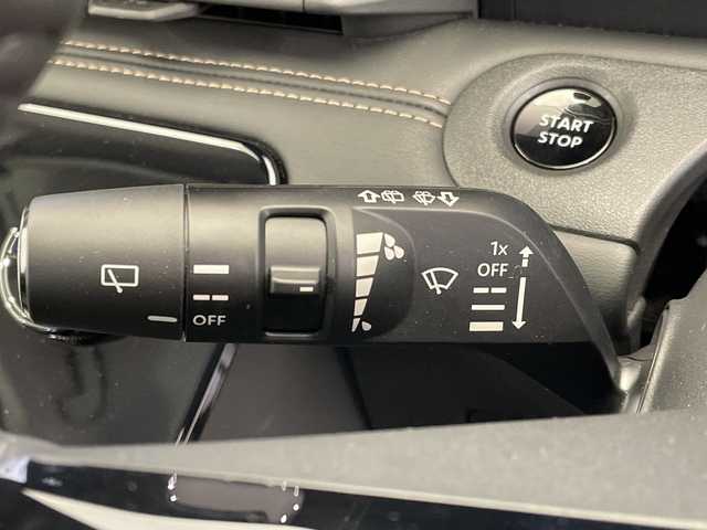 日産 セレナ e－パワー ハイウェイスター V 栃木県 2023(令5)年 0.8万km プリズムホワイト 純正ディスプレイオーディオ/（フルセグ/Bluetooth/USB）　/禁煙車　/プロパイロット　/オートマチックハイビーム　/ブラインドスポットモニター　/前後コーナーセンサー　/ビルトインＥＴＣ２．０　/両側パワースライドドア　/デジタルインナーミラー/後席モニター/アラウンドビューモニター/ビルトインETC2.0/LEDヘッドライト/ドラレコ/100V電源/フォグランプ/スマートキー/プッシュスタート/ステアリングスイッチ/革巻きステアリング/電動格納ミラー/純正アルミホイール/純正フロアマット