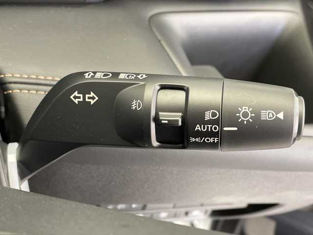 日産 セレナ e－パワー ハイウェイスター V 栃木県 2023(令5)年 0.8万km プリズムホワイト 純正ディスプレイオーディオ/（フルセグ/Bluetooth/USB）　/禁煙車　/プロパイロット　/オートマチックハイビーム　/ブラインドスポットモニター　/前後コーナーセンサー　/ビルトインＥＴＣ２．０　/両側パワースライドドア　/デジタルインナーミラー/後席モニター/アラウンドビューモニター/ビルトインETC2.0/LEDヘッドライト/ドラレコ/100V電源/フォグランプ/スマートキー/プッシュスタート/ステアリングスイッチ/革巻きステアリング/電動格納ミラー/純正アルミホイール/純正フロアマット