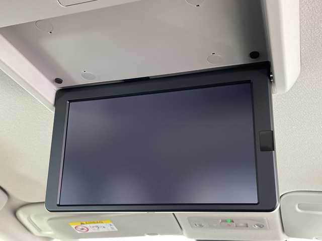 日産 セレナ e－パワー ハイウェイスター V 栃木県 2023(令5)年 0.8万km プリズムホワイト 純正ディスプレイオーディオ/（フルセグ/Bluetooth/USB）　/禁煙車　/プロパイロット　/オートマチックハイビーム　/ブラインドスポットモニター　/前後コーナーセンサー　/ビルトインＥＴＣ２．０　/両側パワースライドドア　/デジタルインナーミラー/後席モニター/アラウンドビューモニター/ビルトインETC2.0/LEDヘッドライト/ドラレコ/100V電源/フォグランプ/スマートキー/プッシュスタート/ステアリングスイッチ/革巻きステアリング/電動格納ミラー/純正アルミホイール/純正フロアマット