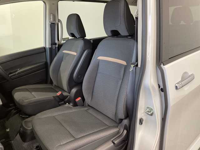 日産 セレナ e－パワー ハイウェイスター V 栃木県 2023(令5)年 0.8万km プリズムホワイト 純正ディスプレイオーディオ/（フルセグ/Bluetooth/USB）　/禁煙車　/プロパイロット　/オートマチックハイビーム　/ブラインドスポットモニター　/前後コーナーセンサー　/ビルトインＥＴＣ２．０　/両側パワースライドドア　/デジタルインナーミラー/後席モニター/アラウンドビューモニター/ビルトインETC2.0/LEDヘッドライト/ドラレコ/100V電源/フォグランプ/スマートキー/プッシュスタート/ステアリングスイッチ/革巻きステアリング/電動格納ミラー/純正アルミホイール/純正フロアマット