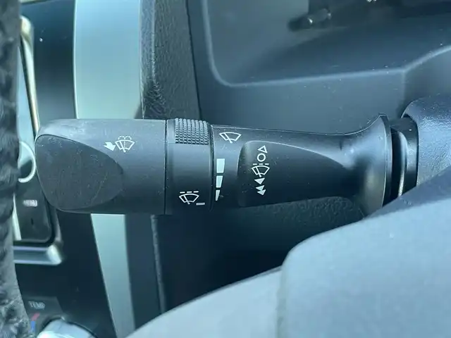 トヨタ カムリ ハイブリット レザーパッケージ 鳥取県 2013(平25)年 9.2万km アティチュードブラックマイカ (株)IDOMが運営する【じしゃロン鳥取店】の自社ローン対象車両になります。こちらは現金ご利用時の価格です。自社ローンご希望の方は別途その旨お申付け下さい。/純正ナビ（NHZD-W62G）/・フルセグTV/・AM/FM/・CD/DVD/・Bluetooth接続/スマートキー/プッシュスタート/クルーズコントロール/前席パワーシート/前席シートヒーター/バックカメラ/ETC