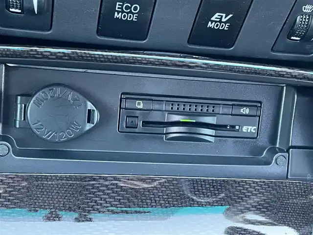 トヨタ カムリ ハイブリット レザーパッケージ 鳥取県 2013(平25)年 9.2万km アティチュードブラックマイカ (株)IDOMが運営する【じしゃロン鳥取店】の自社ローン対象車両になります。こちらは現金ご利用時の価格です。自社ローンご希望の方は別途その旨お申付け下さい。/純正ナビ（NHZD-W62G）/・フルセグTV/・AM/FM/・CD/DVD/・Bluetooth接続/スマートキー/プッシュスタート/クルーズコントロール/前席パワーシート/前席シートヒーター/バックカメラ/ETC