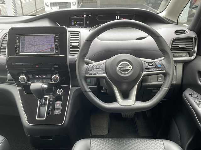 日産 セレナ ハイウェイスター V 広島県 2021(令3)年 2.1万km ダイヤモンドブラック 禁煙/セーフティパックA/エマージェンシーブレーキ/車線逸脱警報/ハイビームアシスト/道路標識認識/BSW/プロパイロット/両側パワースライドドア/純正ナビ【MJ320D-W】/・フルセグ/CD/DVD/SD/Bluetooth/アラウンドビューモニター/インテリジェントルームミラー/革巻きステアリング/ステアリングスイッチ/オートライト/スマートキー/プッシュスタート/電動パーキングブレーキ/オートホールド/LEDヘッドライト/フォグランプ/ETC/純正フロアマット/純正ドアバイザー/アイドリングストップ/オートデュアルエアコン、リヤヒーターダクト/純正１６インチアルミホイール/取説/保証書