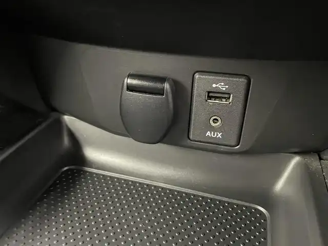 日産 エクストレイル 20Xtt エマージェンシーブレーキ 富山県 2017(平29)年 4.4万km ブリリアントホワイトパール ４WD/純正ナビ（CD　DVD　bluetooth）/フルセグTV/全周囲カメラ/前後コーナーセンサー/ビルトインETC/合皮革シート/前席シートヒーター/パワーバックドア（スマート）/エマージェンシーブレーキ/車線逸脱警報/後側方車両検知警報/クルーズコントロール/オートライト/LEDヘッドライト/フォグ/スマートキー/プッシュスタート/横滑防止装置/純正マット・バイザー