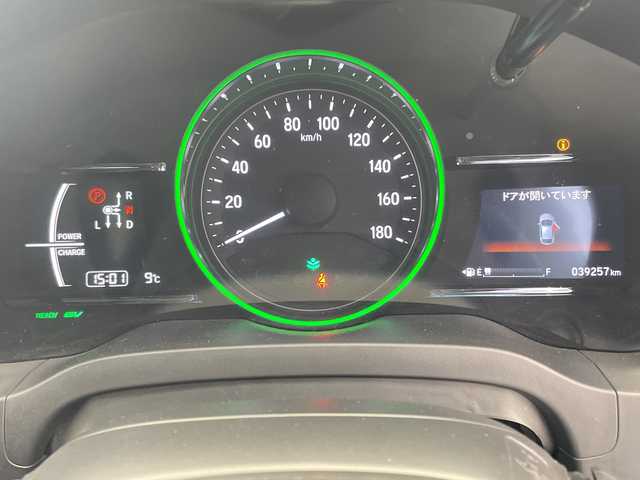 ホンダ ヴェゼル ハイブリッド 栃木県 2016(平28)年 4万km ホワイトオーキッドパール 社外グリル/純正ナビ(VXM-174VFXi)/(フルセグTV・Bluetooth・CD・DVD・USB)/バックカメラ/クルーズコントロール/ドライブレコーダー/ハーフレザーシート/前席シートヒーター/パドルシフト/電動パーキングブレーキ/オートホールド/電動格納ミラー/ドアバイザー/LEDヘッドライト/オートライト/フロントフォグランプ/プッシュスタート/スマートキー