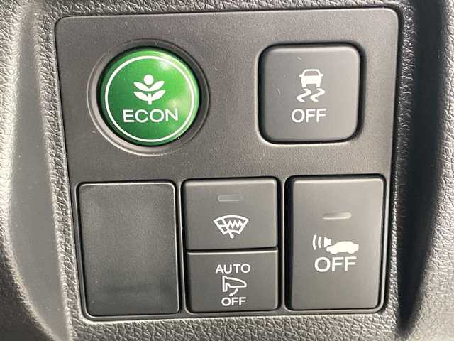 ホンダ ヴェゼル ハイブリッド 栃木県 2016(平28)年 4万km ホワイトオーキッドパール 社外グリル/純正ナビ(VXM-174VFXi)/(フルセグTV・Bluetooth・CD・DVD・USB)/バックカメラ/クルーズコントロール/ドライブレコーダー/ハーフレザーシート/前席シートヒーター/パドルシフト/電動パーキングブレーキ/オートホールド/電動格納ミラー/ドアバイザー/LEDヘッドライト/オートライト/フロントフォグランプ/プッシュスタート/スマートキー