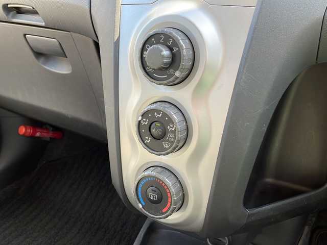 トヨタ ヴィッツ F 新潟県 2006(平18)年 7.5万km ローズメタリックオパール 4WD/CD/スマートキー/プッシュスタート/社外14インチアルミホイール