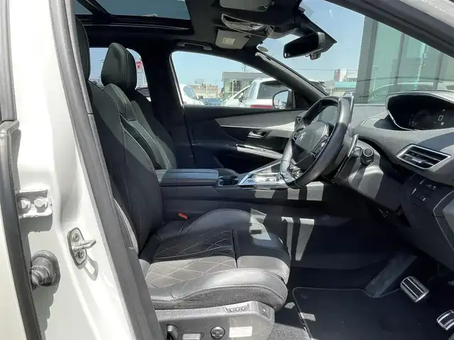 プジョー ３００８ GT ブルー HDi 石川県 2019(平31)年 5.4万km パール ファーストクラスパッケージ/パノラマガラスルーフ/衝突軽減Ｂ/ＡＣＣ/純正ナビ/フルセグＴＶ/バックカメラ/クリアランスソナー/マッサージシート/シートヒーター/電動リアゲート/アロマデュフューザー
