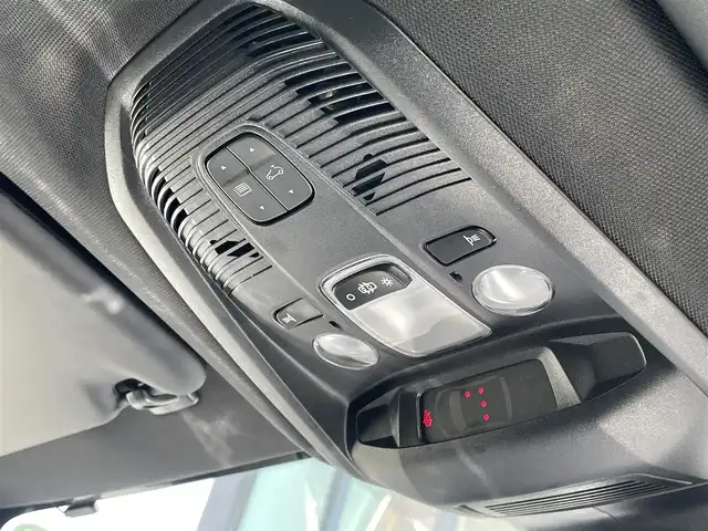 プジョー ３００８ GT ブルー HDi 石川県 2019(平31)年 5.4万km パール ファーストクラスパッケージ/パノラマガラスルーフ/衝突軽減Ｂ/ＡＣＣ/純正ナビ/フルセグＴＶ/バックカメラ/クリアランスソナー/マッサージシート/シートヒーター/電動リアゲート/アロマデュフューザー