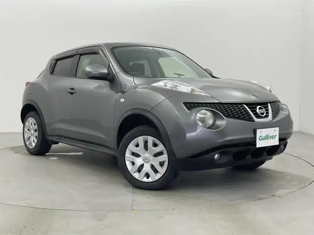 日産 ジューク 15RX タイプV 富山県 2012(平24)年 3.7万km ダークメタルグレー 純正ナビ（AM/FM/DVD/BT/フルセグ）/バックカメラ/ドライブレコーダー/純正フロアマット/オートハロゲンライト/フォグライト/ドアバイザー/革巻きステアリング/電動格納ミラー/プッシュスタート/スマートキー/スペアキー