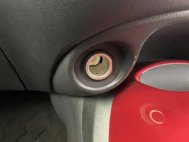 日産 ジューク 15RX タイプV 富山県 2012(平24)年 3.7万km ダークメタルグレー 純正ナビ（AM/FM/DVD/BT/フルセグ）/バックカメラ/ドライブレコーダー/純正フロアマット/オートハロゲンライト/フォグライト/ドアバイザー/革巻きステアリング/電動格納ミラー/プッシュスタート/スマートキー/スペアキー