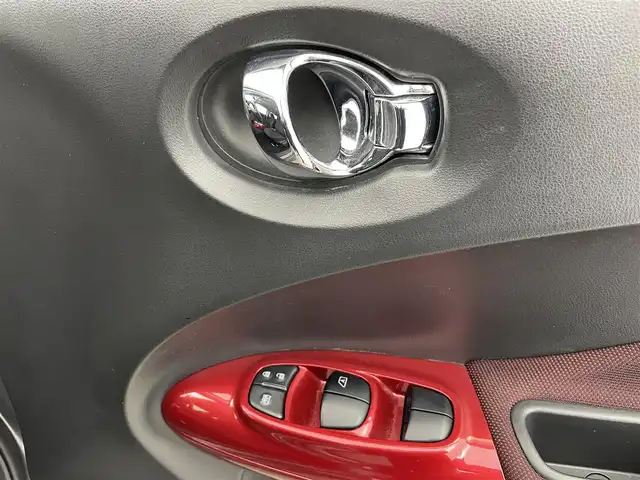 日産 ジューク 15RX タイプV 富山県 2012(平24)年 3.7万km ダークメタルグレー 純正ナビ（AM/FM/DVD/BT/フルセグ）/バックカメラ/ドライブレコーダー/純正フロアマット/オートハロゲンライト/フォグライト/ドアバイザー/革巻きステアリング/電動格納ミラー/プッシュスタート/スマートキー/スペアキー