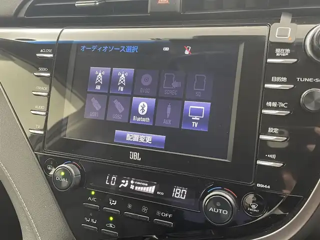 トヨタ カムリ WSレザーパッケージ 茨城県 2019(平31)年 6.1万km プラチナホワイトパールマイカ 純正ナビ/バックカメラ/フルセグ/JBLプレミアムサウンド/HUD/衝突被害軽減ブレーキ/車線逸脱抑制装置/レーダークルーズコントロール/オートマチックハイビーム/クリアランスソナー/BSM/ETC2.0/ドラレコ/シートヒーター/純正18インチAW/LEDヘッドライト/スマートキー