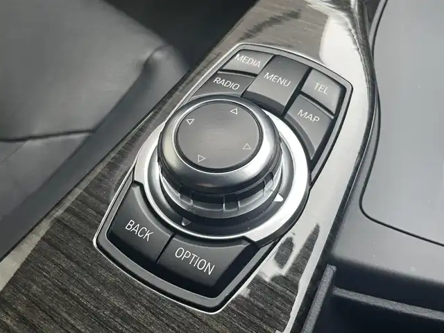 ＢＭＷ ３２８ｉ グランツーリスモ ラグジュアリー 神奈川県 2014(平26)年 8万km サファイアブラックP 純正メモリナビ＆フルセグTV/CD/DVD/BT/USB/AUX/バックカメラ/ミラー一体型ETC/黒革シート/前席シートヒーター/前席パワーシート/社外前後ドライブレコーダー/リアコーナーセンサー/パワーバックドア/電動格納式リアウイング/純正１８inアルミホイール/オートライト/LEDライト/フォグランプ/ウインカーミラー/電動格納ミラー/スマートキー/プッシュスタート/W＆サイド＆カーテンエアバッグ/横滑り防止装置/ABS/ターボ付/フロアマット/保証書/取扱説明書/スペアキー有