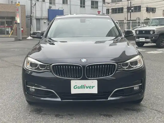 ＢＭＷ ３２８ｉ グランツーリスモ ラグジュアリー 神奈川県 2014(平26)年 8万km サファイアブラックP 純正メモリナビ＆フルセグTV/CD/DVD/BT/USB/AUX/バックカメラ/ミラー一体型ETC/黒革シート/前席シートヒーター/前席パワーシート/社外前後ドライブレコーダー/リアコーナーセンサー/パワーバックドア/電動格納式リアウイング/純正１８inアルミホイール/オートライト/LEDライト/フォグランプ/ウインカーミラー/電動格納ミラー/スマートキー/プッシュスタート/W＆サイド＆カーテンエアバッグ/横滑り防止装置/ABS/ターボ付/フロアマット/保証書/取扱説明書/スペアキー有