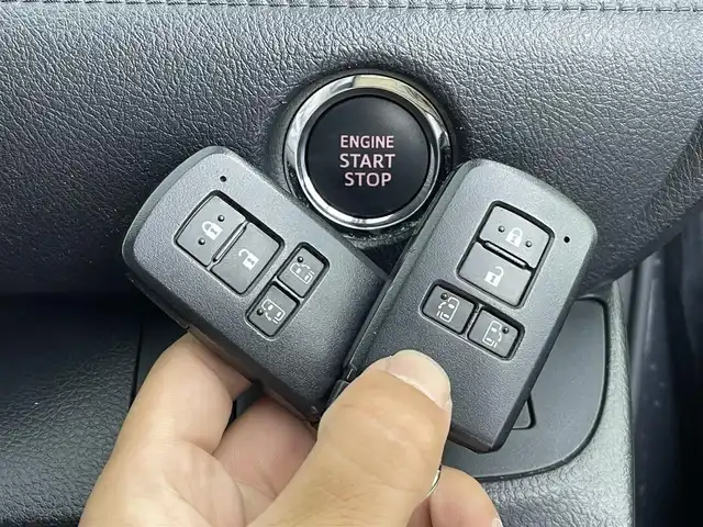 トヨタ シエンタ G クエロ 群馬県 2018(平30)年 3.8万km ブラックマイカ モデリスタフルエアロ(フロント/サイド/リアアンダー/リア)/ナビレディパッケージ/・バックカメラ/・ステアリングスイッチ/＝＝＝＝＝/純正7インチナビ【NST-W66T】/・AM/FM/CD/DVD/Bluetooth/フルセグTV/トヨタセーフティセンス（衝突回避支援パッケージ）/・プリクラッシュセーフティ/・レーンディパーチャーアラート/・オートマチックハイビーム/両側パワースライドドア/プッシュスタート/スマートキー×2本/ETC/LEDヘッドランプ/ハロゲンフォグランプ