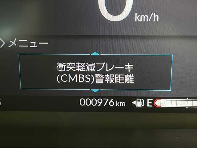 ホンダ Ｎ ＢＯＸ カスタム ターボ 千葉県 2025(令7)年 0.1万km プラチナホワイトパール 禁煙車/純正SDフルセグナビ/ホンダセンシング/衝突軽減ブレーキ/レーンキープアシスト/レーダークルーズコントロール/前後コーナーセンサー/バックカメラ/パドルシフト/ステアリングスイッチ/本革巻きステアリング/両側パワースライドドア/シーケンシャルウインカー/LEDヘッドライト/オートライトハイビーム/前席シートヒーター/純正フロアマット/純正15インチアルミホイール/電動パーキングブレーキ/ブレーキホールド/スマートキー/スペアキー