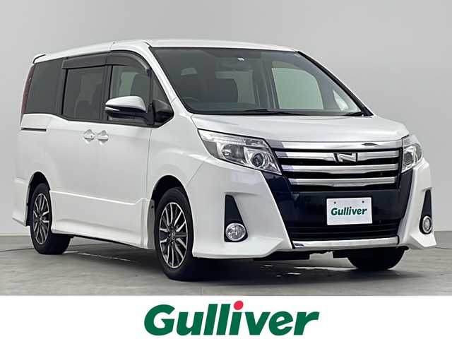 トヨタ ノア Si 千葉県 2015(平27)年 4.6万km ホワイトパールクリスタルシャイン 純正9インチSDナビ/CD BT MSV フルセグ/バックカメラ/両側パワースライドドア/LEDオートライト/純正16インチアルミホイール/革巻きステアリング/ステアリングスイッチ/ウィンカーミラー/純正フロアマット/ドアバイザー/プッシュスタート/スマートキー/ビルトインETC