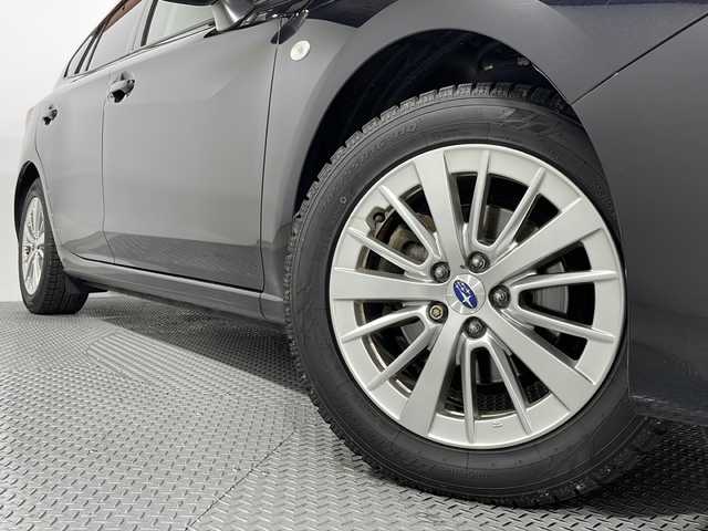 スバル インプレッサ スポーツ 1．6i－Lアイサイト 広島県 2017(平29)年 4.7万km クリスタルブラックシリカ 純正８型ナビ(CN-LR820D)地図SD無/バックカメラ/レーダークルーズコントロール/電動パーキングブレーキ/パドルシフト/ＥＴＣ/衝突軽減/レーンキープアシスト/ヒルスタートアシスト/踏み間違い防止/ＬＥＤヘッドライト/フォグランプ