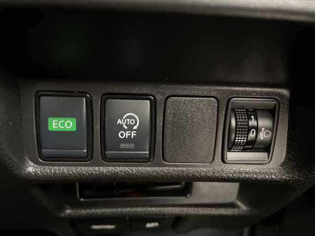 日産 エクストレイル 20Xi レザーエディション 道央・札幌 2020(令2)年 7.3万km ダイヤモンドブラック ・切替4WD/・バックカメラ/全方位カメラ/・エマージェンシーブレーキ/・ブラインドスポットモニター/・前席・後席シートヒーター/・運転席・助手席パワーシート/・デジタルインナーミラー/・電動パーキングブレーキ/・オートホールド機能/・追従機能付クルーズコントロール/・パワーバックドア/・アイドリングストップ/・横滑り防止機能/・コーナーセンサー/・純正フロアマット/・純正アルミホイール/・ETC