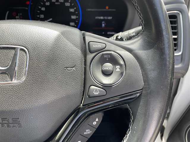 ホンダ ヴェゼル ハイブリッド Z ホンダセンシング 滋賀県 2016(平28)年 7.1万km ホワイトオーキッドパール 純正ナビ/【CD/DVD/Bluetooth/フルセグ/USB/HDMI】/バックカメラ/ビルトインETC/ハーフレザーシート/前席シートヒーター/レーダークルーズコントロール/レーンキープアシスト/ブレーキホールド/プッシュスタート/スマートキー/ステアリングスイッチ