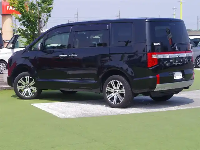 三菱 デリカＤ：５ P 千葉県 2023(令5)年 2.9万km アメジストブラック e-Assist/・衝突被害軽減ブレーキシステム（FCM）/・車線逸脱警報システム（LDW）/・誤発進抑制機能（前進＆後退時）（UMS）/・レーダークルーズコントロールシステム（ACC）/・オートマチックハイビーム[AHB]/両側パワースライドドア/エレクトリックテールゲート/純正メモリーナビ/【DVD/CD再生機能　Bluetooth接続】/マルチアラウンドモニター/ドライブレコーダー/革巻きステアリング/ステアリングスイッチ/ETC/LEDヘッドライト/フォグライト/ウインカーミラー/純正18インチアルミホイル/キーレスオペレーションシステム