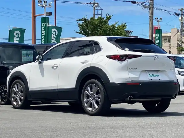 マツダ ＣＸ－３０ XD Lパッケージ 静岡県 2020(令2)年 2.6万km スノーフレイクホワイトパールマイカ エンジンスタートボタン/パワーステアリング/パワーウィンドウ/取扱説明書/パドルシフト/オートエアコン/スマートキー/スペアキー１本/クルーズコントロール/アイドリングストップ/USB入力端子/ETC/全方位カメラ/純正ナビ（CD/DVD/BT/フルセグ）/電動リアゲート/純正フロアマット/D席パワーシート/D席N席シートヒーター/純正アルミホイール/ABS/横滑り防止装置/コーナーセンサー前後/レーンキープアシスト/オートライト/オートマチックハイビーム/LEDヘッドライト/W＋サイドエアバック/衝突軽減システム/BOSEスピーカー/ステアリングヒーター