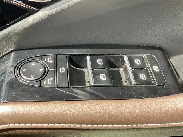 マツダ ＣＸ－３０ XD Lパッケージ 静岡県 2020(令2)年 2.6万km スノーフレイクホワイトパールマイカ エンジンスタートボタン/パワーステアリング/パワーウィンドウ/取扱説明書/パドルシフト/オートエアコン/スマートキー/スペアキー１本/クルーズコントロール/アイドリングストップ/USB入力端子/ETC/全方位カメラ/純正ナビ（CD/DVD/BT/フルセグ）/電動リアゲート/純正フロアマット/D席パワーシート/D席N席シートヒーター/純正アルミホイール/ABS/横滑り防止装置/コーナーセンサー前後/レーンキープアシスト/オートライト/オートマチックハイビーム/LEDヘッドライト/W＋サイドエアバック/衝突軽減システム/BOSEスピーカー/ステアリングヒーター