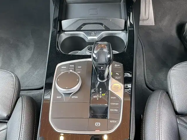 ＢＭＷ ＢＭＷ １１８ｄ Mスポーツ 鹿児島県 2021(令3)年 5万km ミネラルグレー 禁煙車/ワンオーナー/純正ナビ/Bluetooth/バックカメラ/前方ドライブレコーダー/純正フロアマット/パワーシート/純正18インチアルミホイール/横滑り防止装置/オートライト/LEDヘッドライト/取扱説明書/保証書/スペアキー