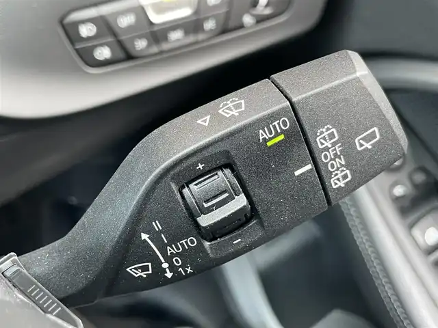 ＢＭＷ ＢＭＷ １１８ｄ Mスポーツ 鹿児島県 2021(令3)年 5万km ミネラルグレー 禁煙車/ワンオーナー/純正ナビ/Bluetooth/バックカメラ/前方ドライブレコーダー/純正フロアマット/パワーシート/純正18インチアルミホイール/横滑り防止装置/オートライト/LEDヘッドライト/取扱説明書/保証書/スペアキー