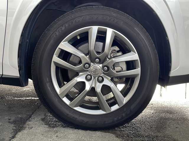 レクサス ＮＸ 300h アーバンスタイル 京都府 2017(平29)年 10.5万km ソニッククォーツ メーカー純正ＳＤナビ/CD/DVD/AM/FM/USB/SD/AUX/バックカメラ/サイドカメラ/Ｂｌｕｅｔｏｏｔｈ/フルセグＴＶ/レザーシート/前席シートヒーター/メモリー付きパワーシート/３眼ＬＥＤヘッドライト/OPアルミ18インチ/パドルシフト/ステアリングヒーター/電動リアゲート/前後コーナーセンサー/ダブルエアバッグ/カーテンエアバッグ/レーダークルーズコントロール/パワーウィンドウ/パワーステアリング/レーンキープアシスト/横滑り防止装置/盗難防止装置/ABS/オートライト/フォグライト/ビルトイン2.0ETC/オートエアコン/プッシュスタート＆スマートキー
