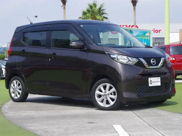 日産 デイズ X 千葉県 2020(令2)年 5.6万km アッシュブラウンM エマージェンシーブレーキ/純正メモリーナビ/地デジTV/【CD再生機能　Bluetooth接続】/アラウンドビューモニター/ウインカーミラー/コーナーセンサー/純正14インチアルミホイル/サイド/カーテンエアバッグ/インテリジェントキー