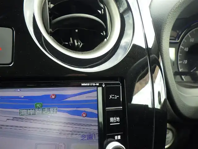 日産 ノート e－パワー X 千葉県 2018(平30)年 2.4万km スーパーブラック エマージェンシーブレーキ/インテリジェントルームミラー/純正SDナビ/地デジTV/【BD/DVD/CD再生機能　Bluetooth接続】/アラウンドビューモニター/ドライブレコーダー/ETC/LEDヘッドライト/ウインカーミラー/コーナーセンサー/社外14インチアルミホイル/インテリジェントキー