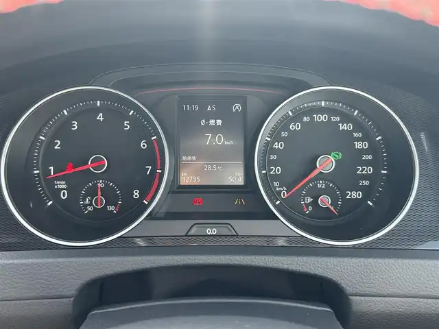 フォルクスワーゲン ゴルフ ＧＴＩ パフォーマンス 愛知県 2014(平26)年 1.3万km ガンＭ スマートキー/プッシュスタート/純正ナビ/フルセグTV/BT/バックカメラ/ETC/純正19インチAW/純正キャリパー/プリクラッシュセーフティ/レーンキープアシスト/クリアランスソナー /アダクティブクルーズコントロール/ドライブレコーダー/レーダー探知機/アイドリングストップ/オートライト/取説、保証書/スペアキー