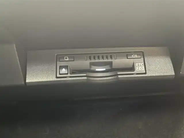 レクサス ＮＸ 300h バージョンL 富山県 2019(令1)年 2.8万km ソニッククォーツ 純正ナビ/フルセグTV/Bluetooth/DVD/バックカメラ/ETC2.0/純正AW付き冬タイヤ4本車載/スマートキー/カードキー/シートヒーター/ベンチレーション/全席パワーシート /レザーシート /レーダークルーズコントロール/ステアリングヒーター/パドルシフト/LEDヘッドライト/オートハイビーム/前後コーナーセンサー/電動リアゲート/衝突軽減ブレーキ
