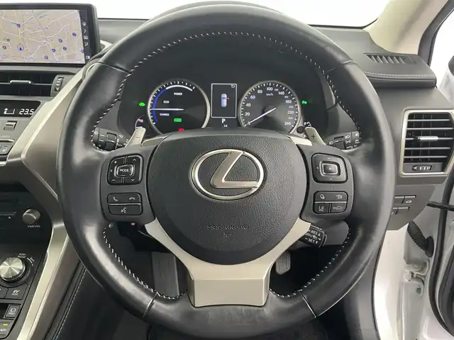 レクサス ＮＸ 300h バージョンL 富山県 2019(令1)年 2.8万km ソニッククォーツ 純正ナビ/フルセグTV/Bluetooth/DVD/バックカメラ/ETC2.0/純正AW付き冬タイヤ4本車載/スマートキー/カードキー/シートヒーター/ベンチレーション/全席パワーシート /レザーシート /レーダークルーズコントロール/ステアリングヒーター/パドルシフト/LEDヘッドライト/オートハイビーム/前後コーナーセンサー/電動リアゲート/衝突軽減ブレーキ