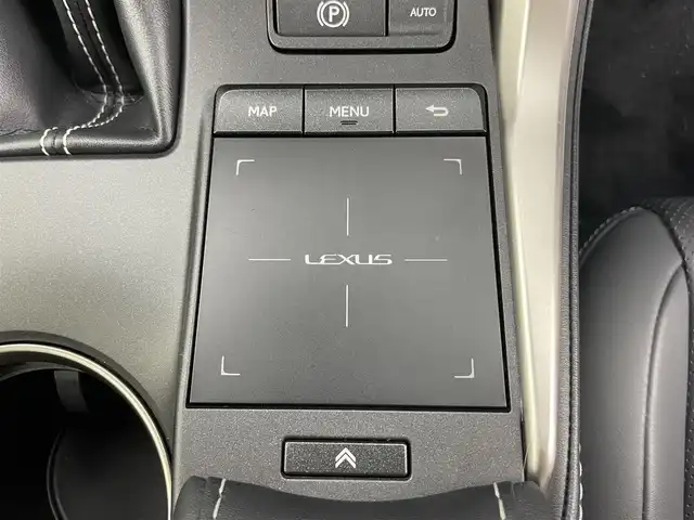 レクサス ＮＸ 300h バージョンL 富山県 2019(令1)年 2.8万km ソニッククォーツ 純正ナビ/フルセグTV/Bluetooth/DVD/バックカメラ/ETC2.0/純正AW付き冬タイヤ4本車載/スマートキー/カードキー/シートヒーター/ベンチレーション/全席パワーシート /レザーシート /レーダークルーズコントロール/ステアリングヒーター/パドルシフト/LEDヘッドライト/オートハイビーム/前後コーナーセンサー/電動リアゲート/衝突軽減ブレーキ